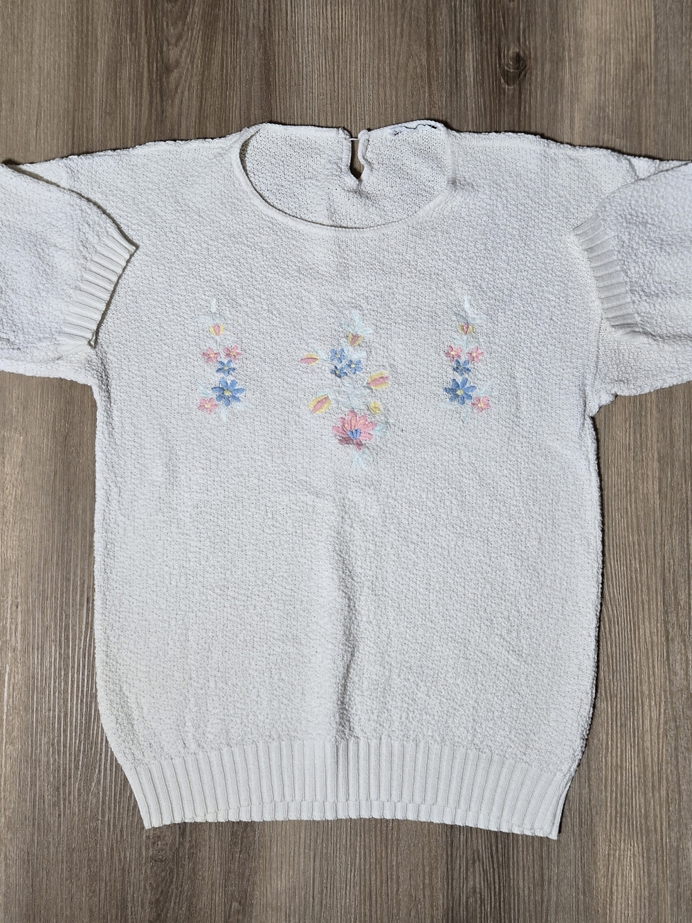White Vintage Floral Embroidered Short Sleeve Sweater